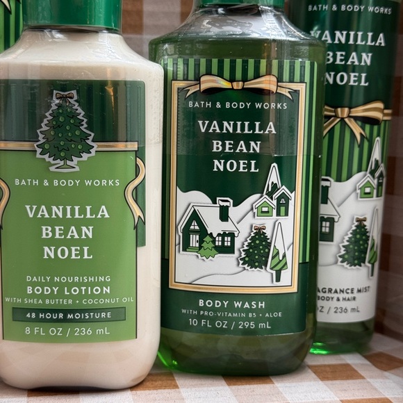NEW B&BW Vanilla Bean Noel 4 pc set includes body cream,body wash,lotion & more - Picture 2 of 7